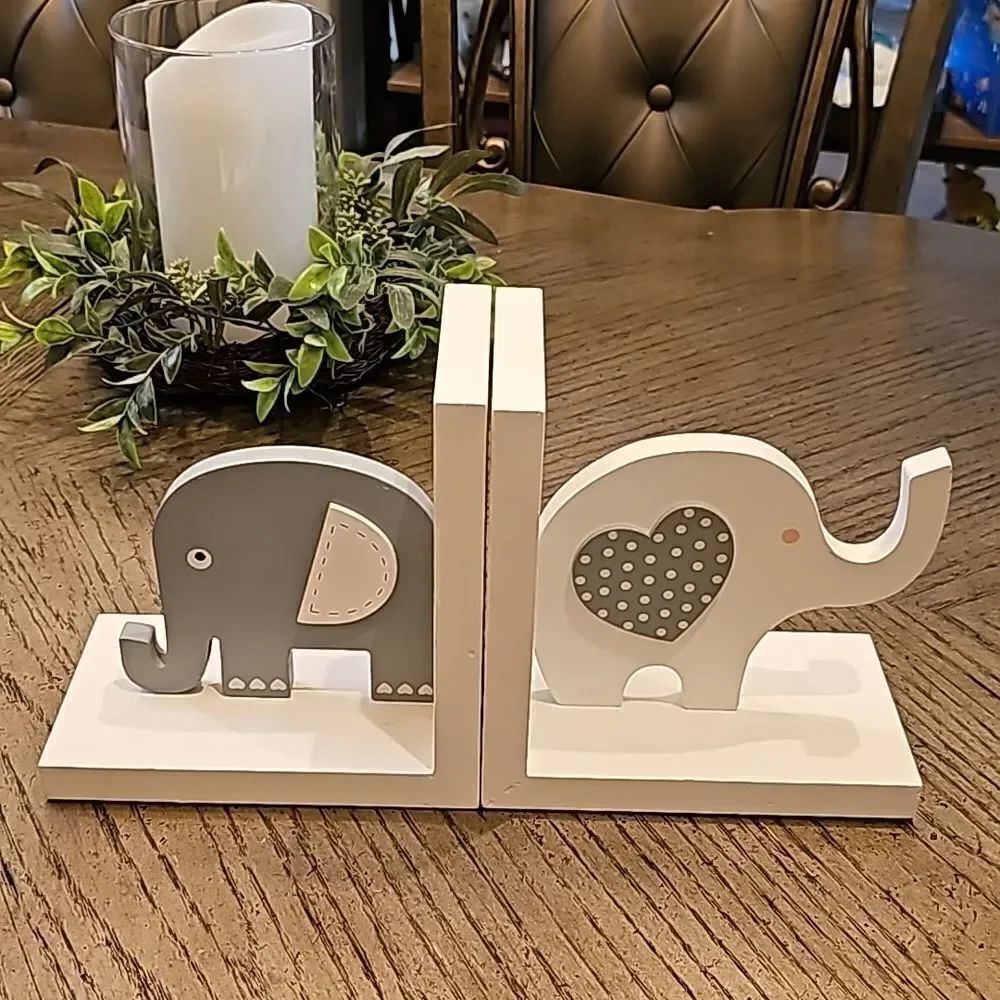 Wooden elephant bookends